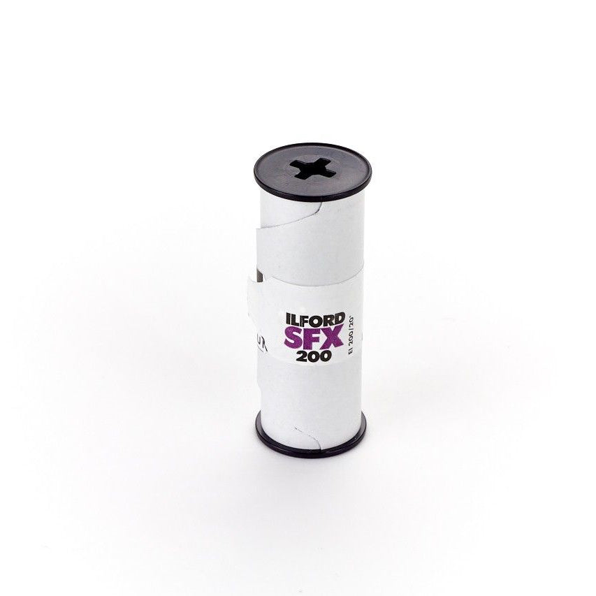 ILFORD SFX 200 (120)