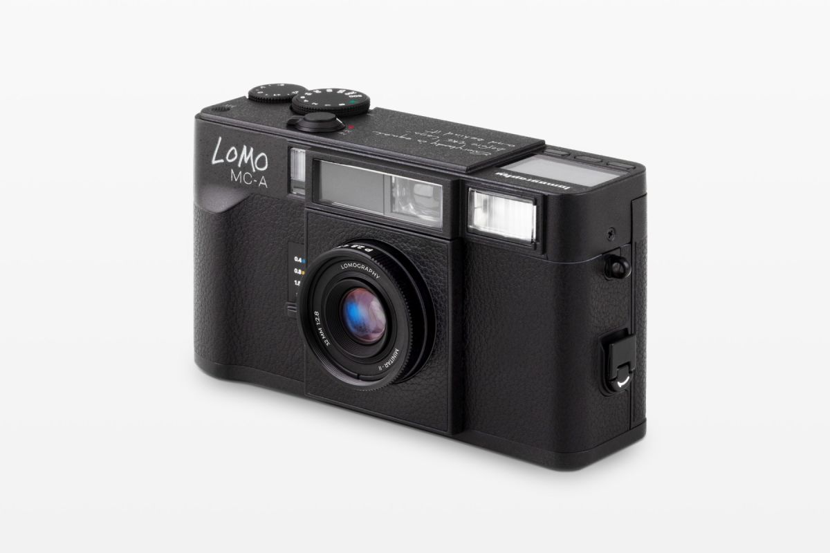 Lomo MC-A 35 mm Film Camera Black